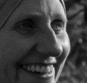 Traitement migraines - Hypnomagnet - monika-thoms Témoignage Jeanine Hypnomagnet